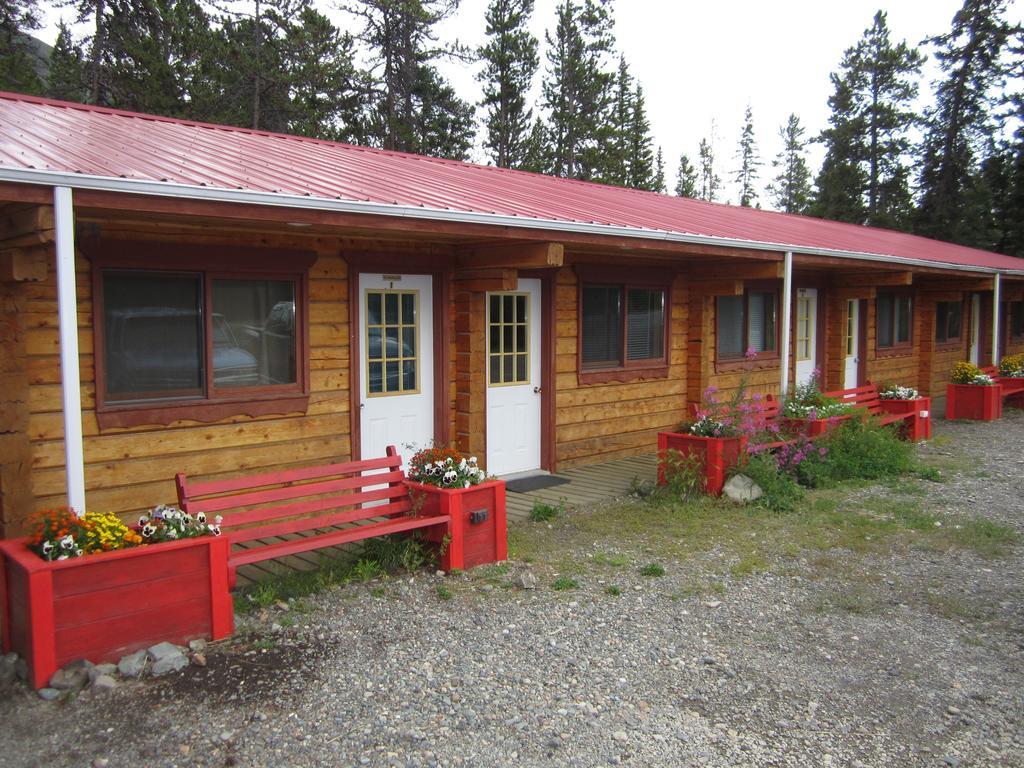 Spirit Lake Lodge Whitehorse Exterior foto